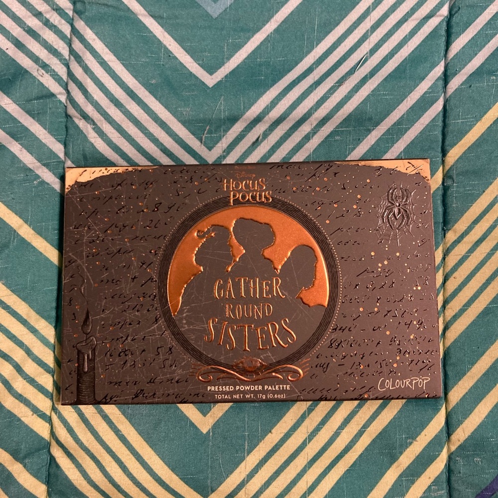 🥥Colourpop Gather Round Sisters Pallet